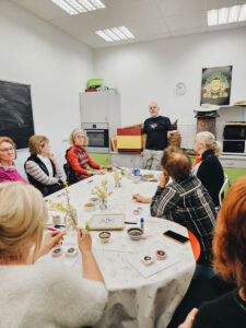 warsztaty pszczelarskie dla seniorów, warsztaty ekologiczne, warsztaty ekologiczne Bielsko-Biała, warsztaty dla seniorów